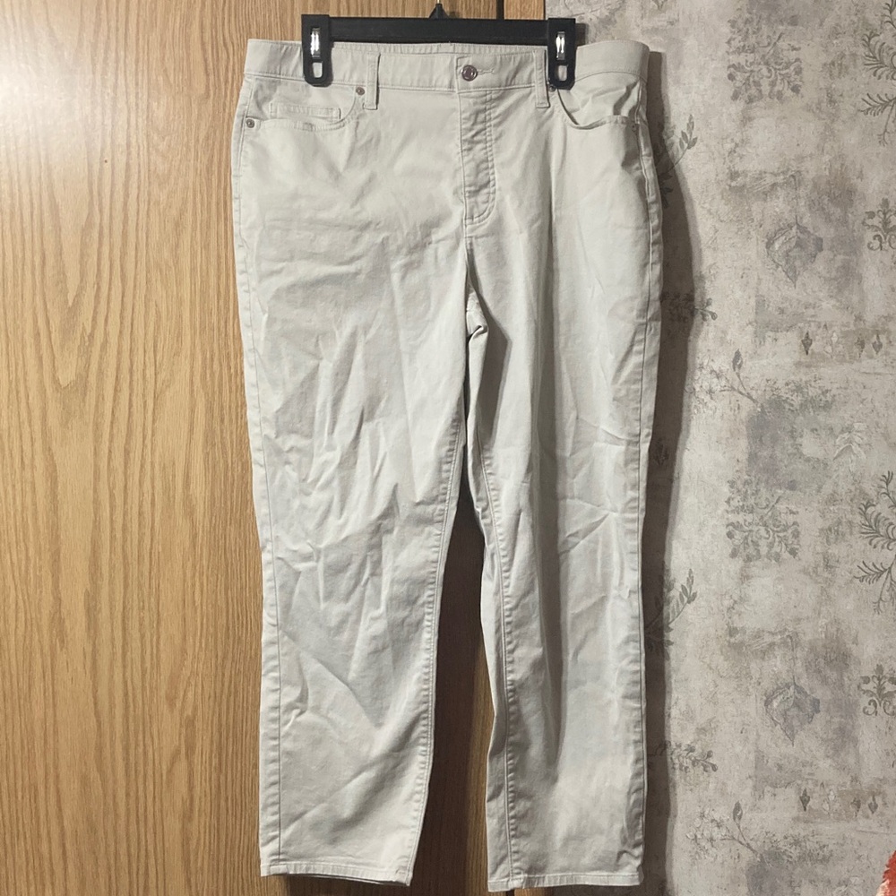 Lands' End Women’s Size 16P Light Tan Chinos Trousers GUC
